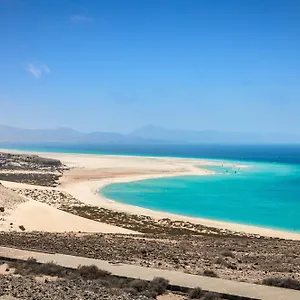 home2book-charming-private-pool-aloha-beach-villa.hotelsfuerteventura.org/