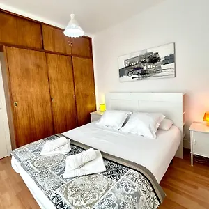apartment-carrer-dolesa.topbarcelonahotels.com/